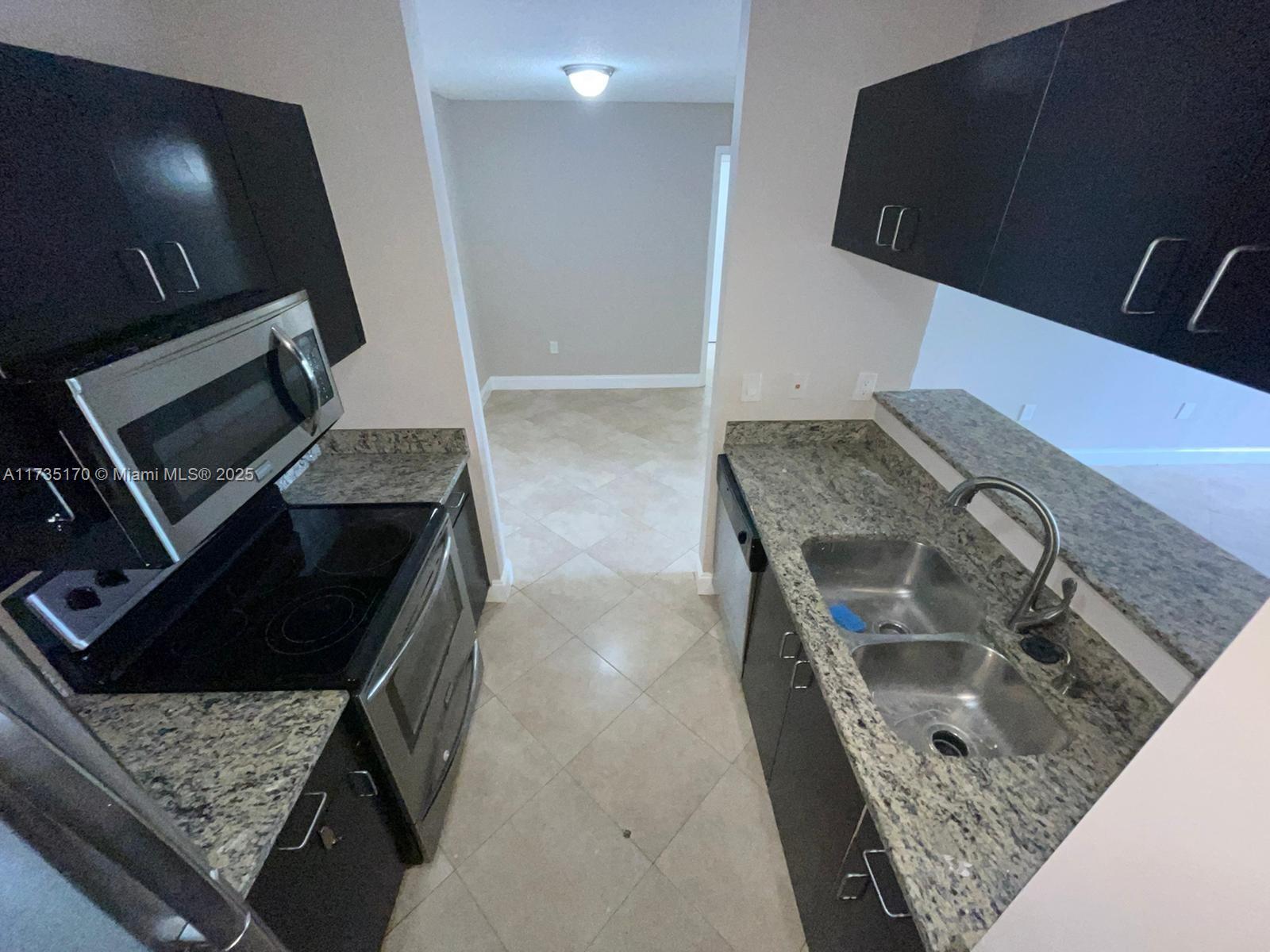 1739 Village Blvd 106 Property Photo 12