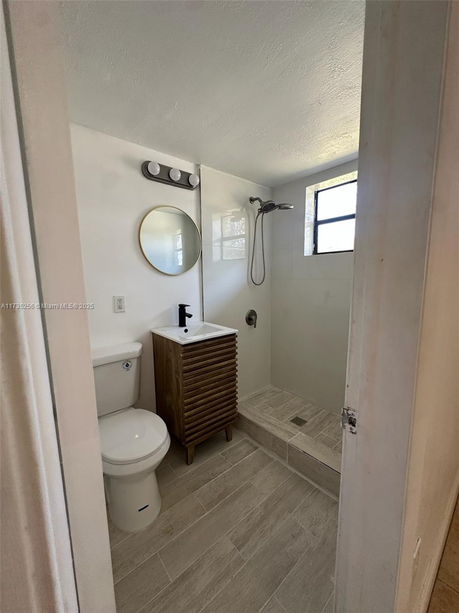 4444 Sw 67th Ave 2 Property Photo 13