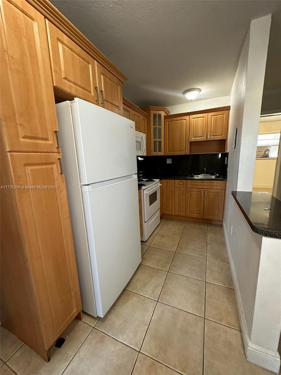 4444 Sw 67th Ave 2 Property Photo 15