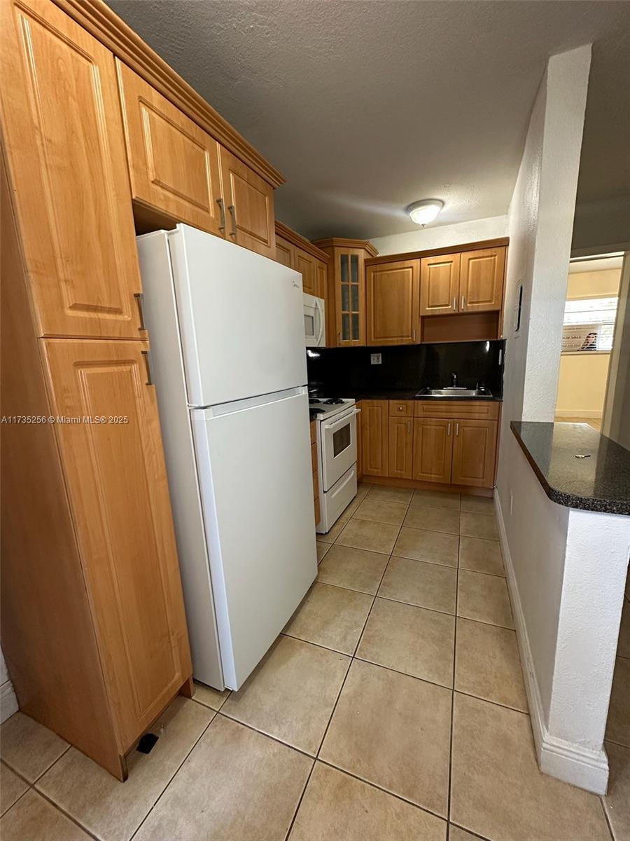 4444 Sw 67th Ave 2 Property Photo 16