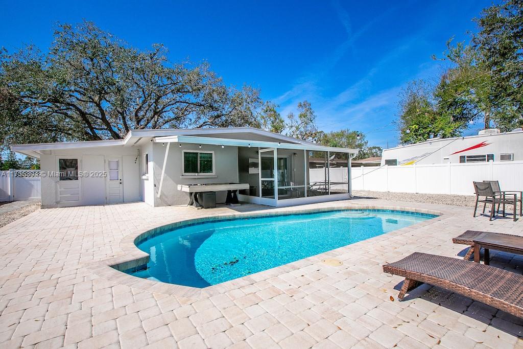 1800 Barstow Place Property Photo