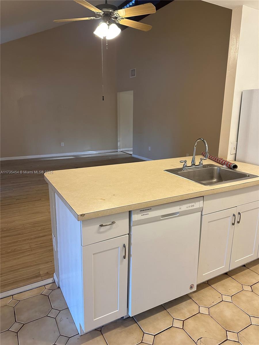 1525 Sandpiper Blvd 0 Property Photo 4