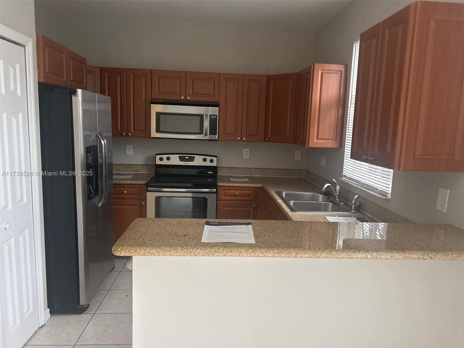 13814 Sw 276th St - Property Photo 2