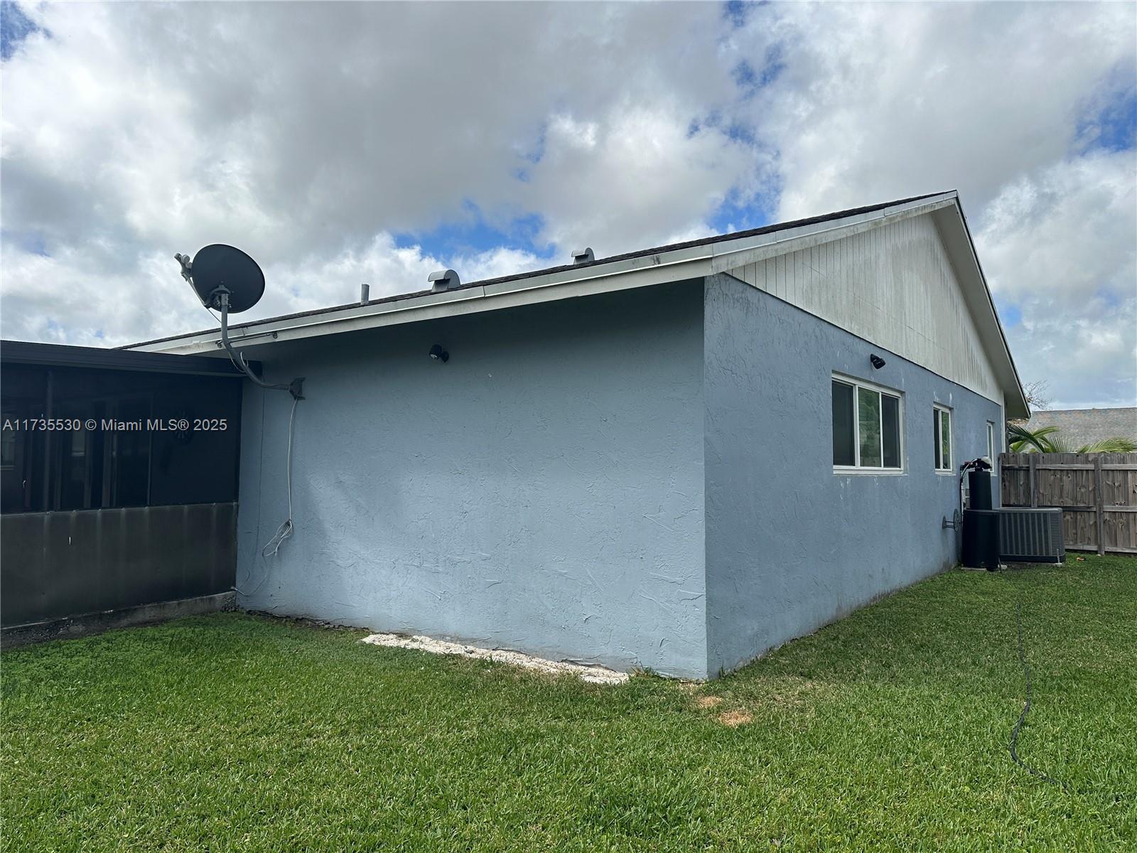 1614 N Goldeneye Ln Property Photo 26