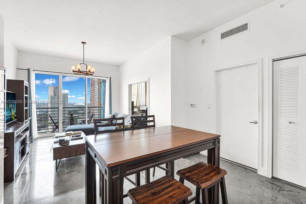 133 Ne 2nd Ave 3017 Property Photo 18