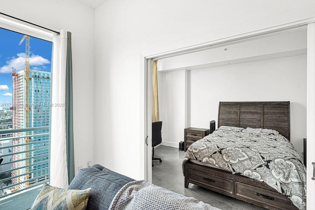 133 Ne 2nd Ave 3017 Property Photo 28