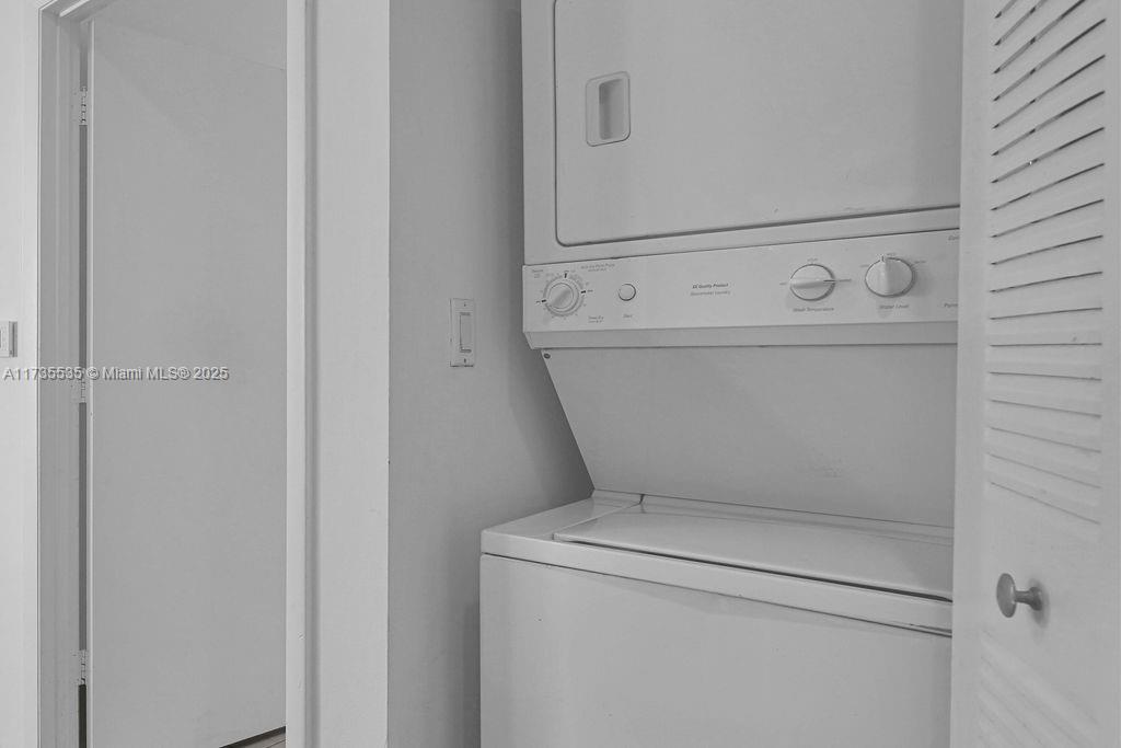 133 Ne 2nd Ave 3017 Property Photo 34