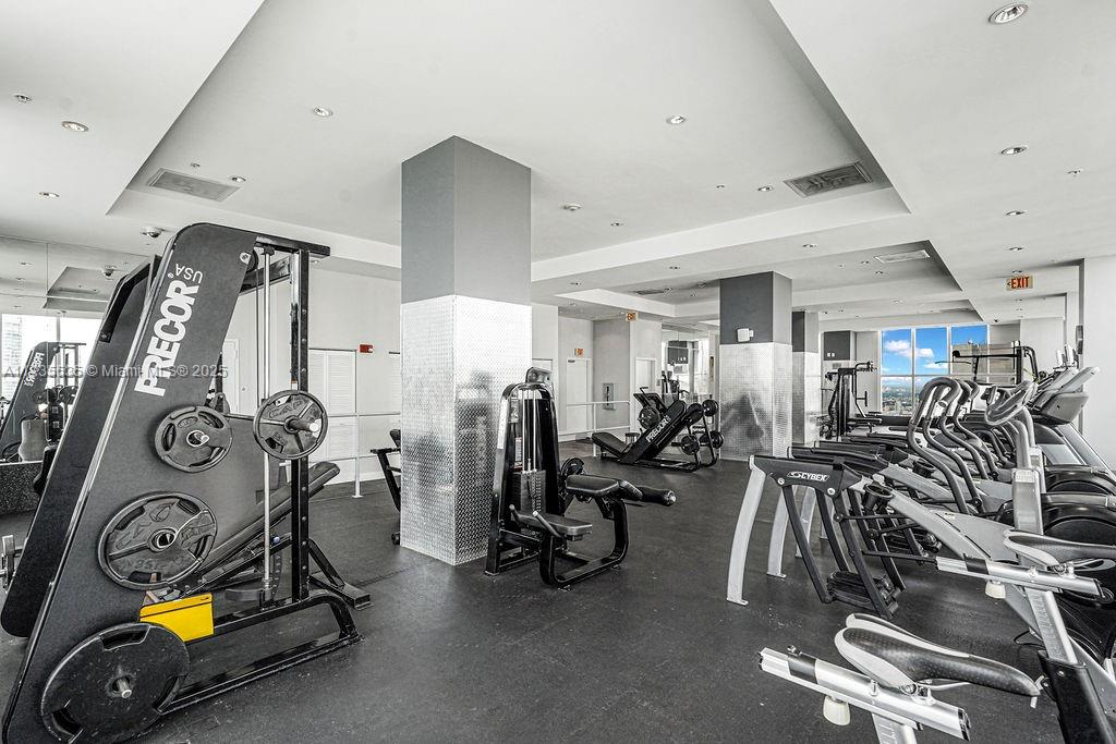 133 Ne 2nd Ave 3017 Property Photo 40