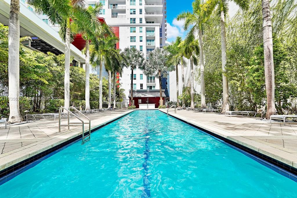 133 Ne 2nd Ave 3017 Property Photo 44