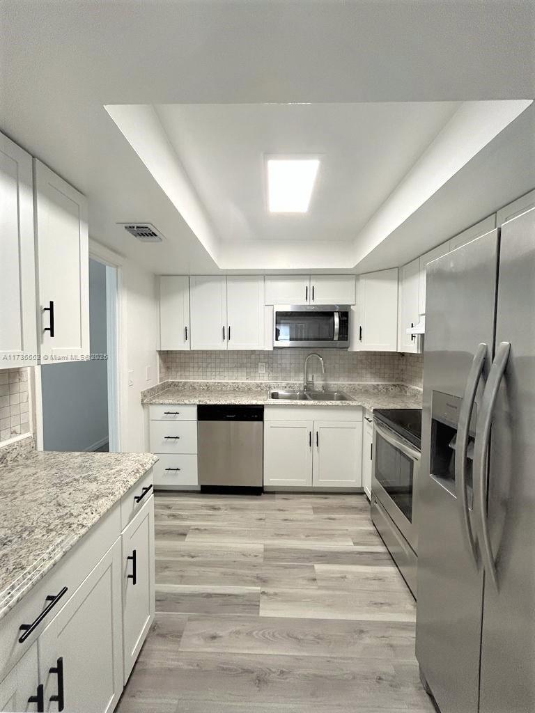 2050 Oleander Blvd 5-101 Property Photo 8