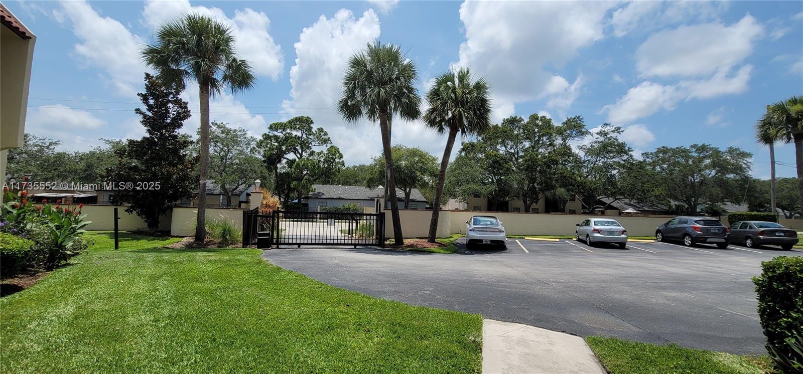 2050 Oleander Blvd 5-101 Property Photo 39