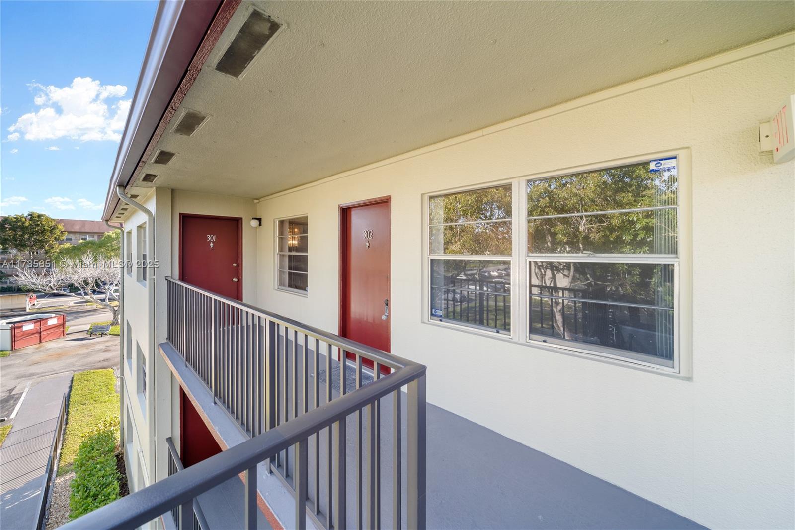 13455 Sw 3rd St 302s Property Photo 3