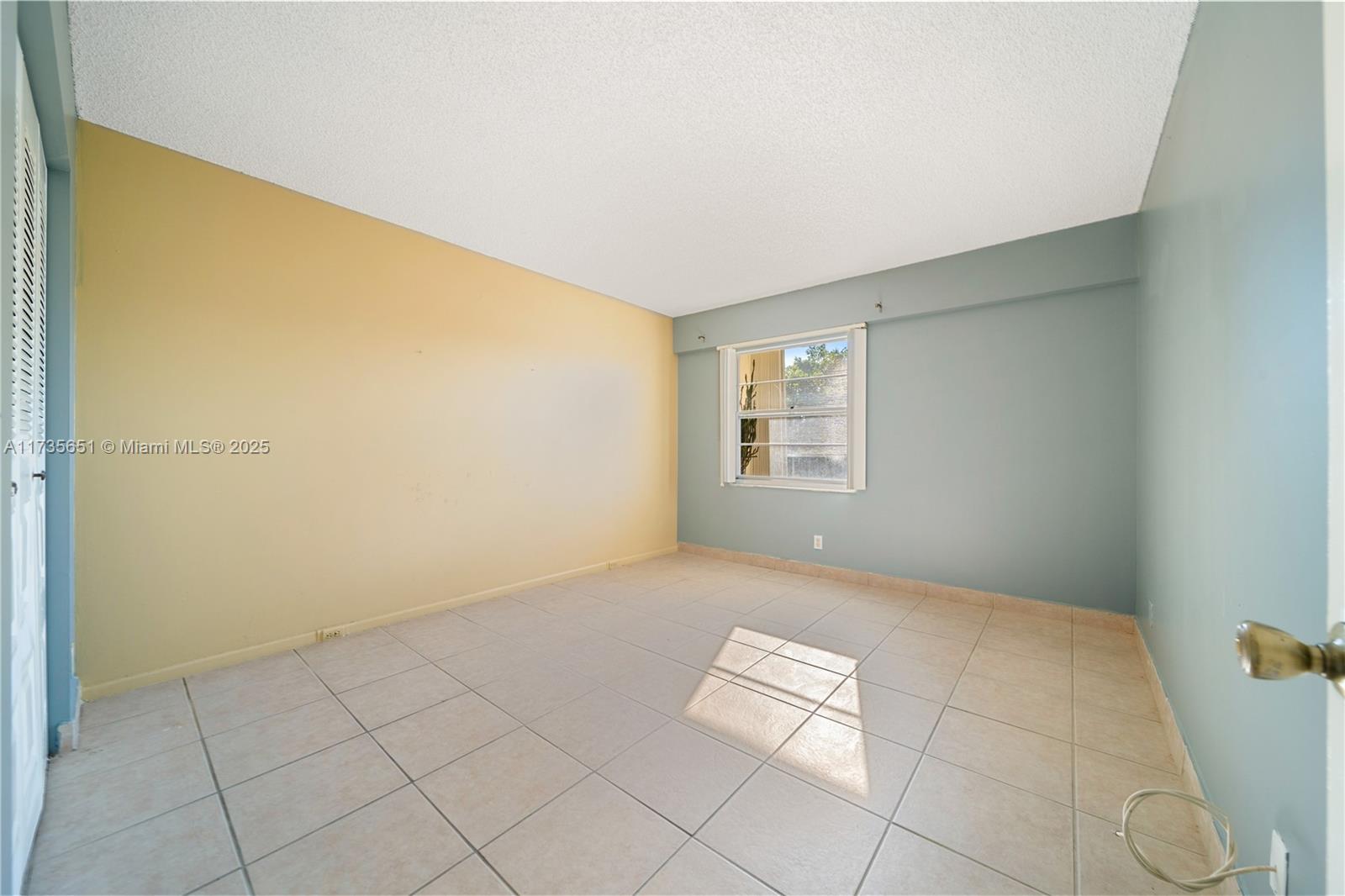 13455 Sw 3rd St 302s Property Photo 13
