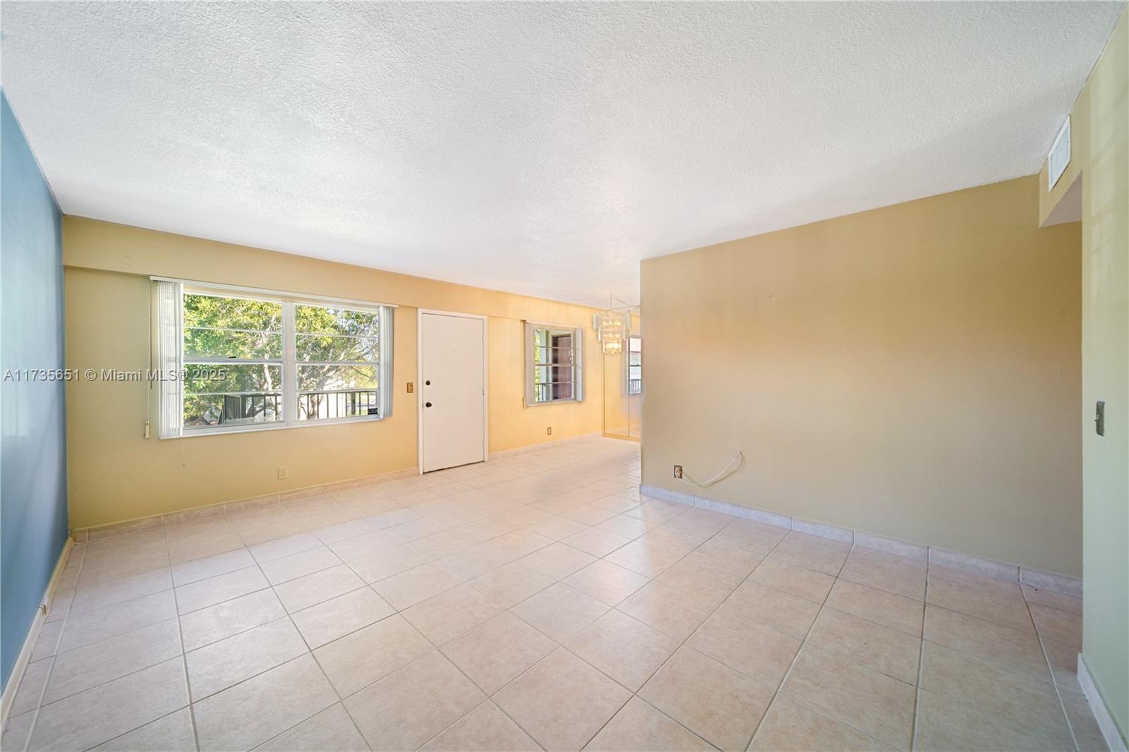 13455 Sw 3rd St 302s Property Photo 16