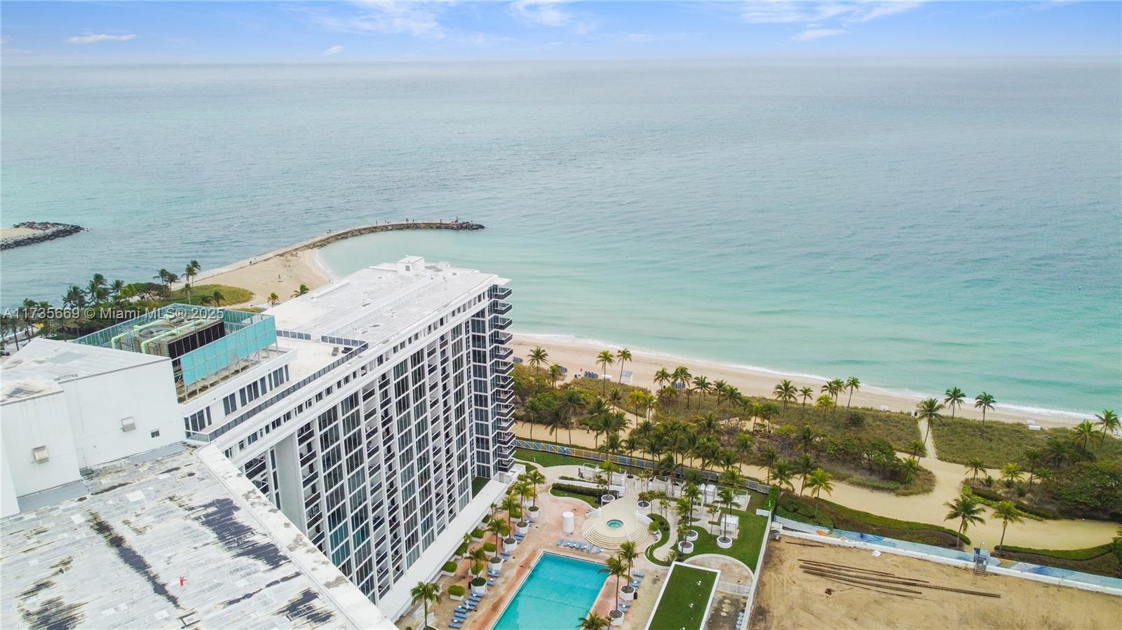 10275 Collins Ave 817 Property Photo 3