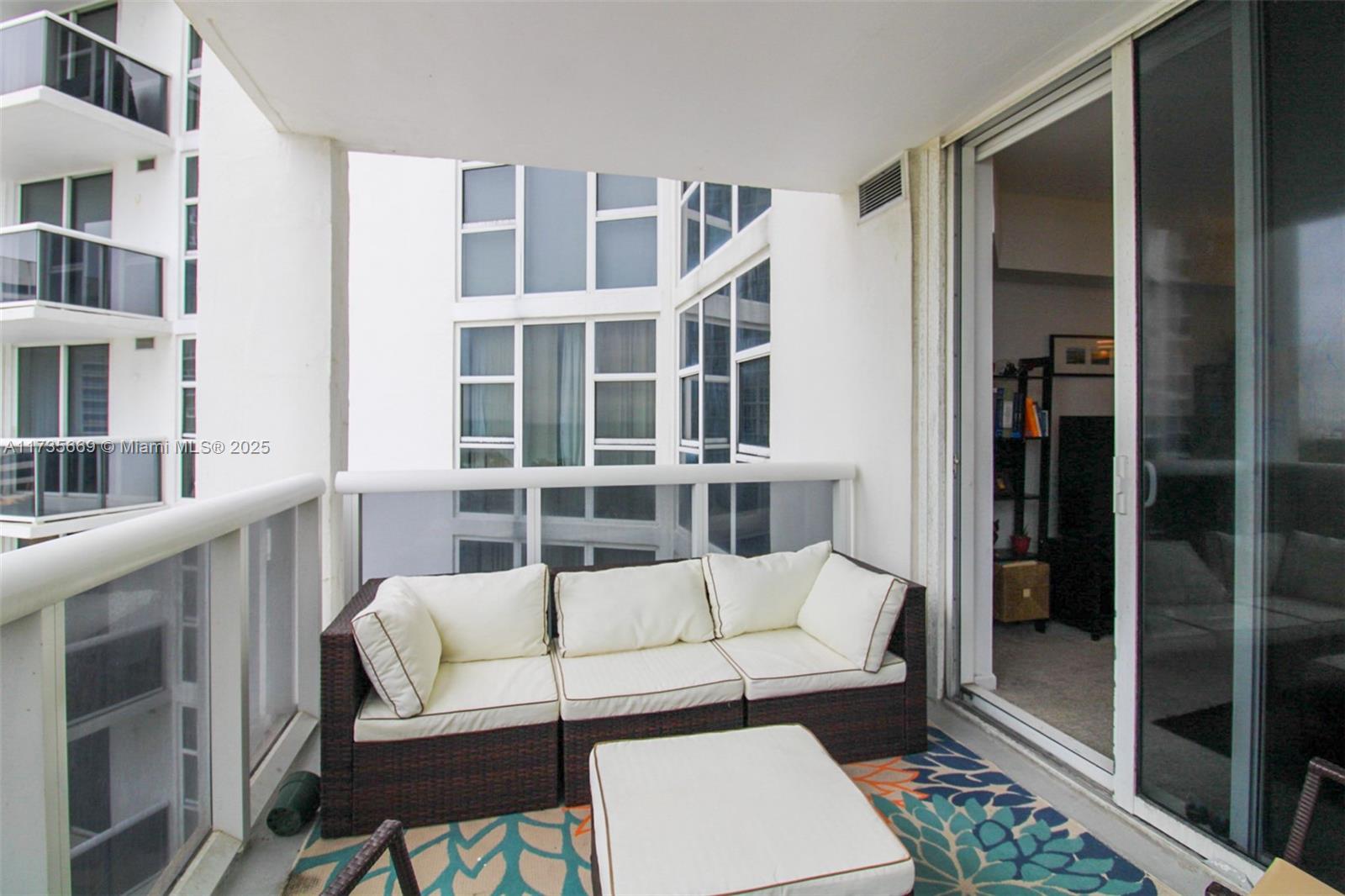 10275 Collins Ave 817 Property Photo 12