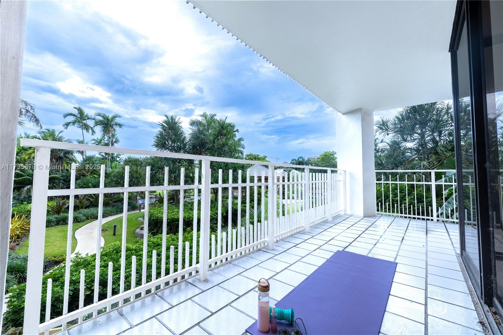 1000 Quayside Ter 403 Property Photo 11