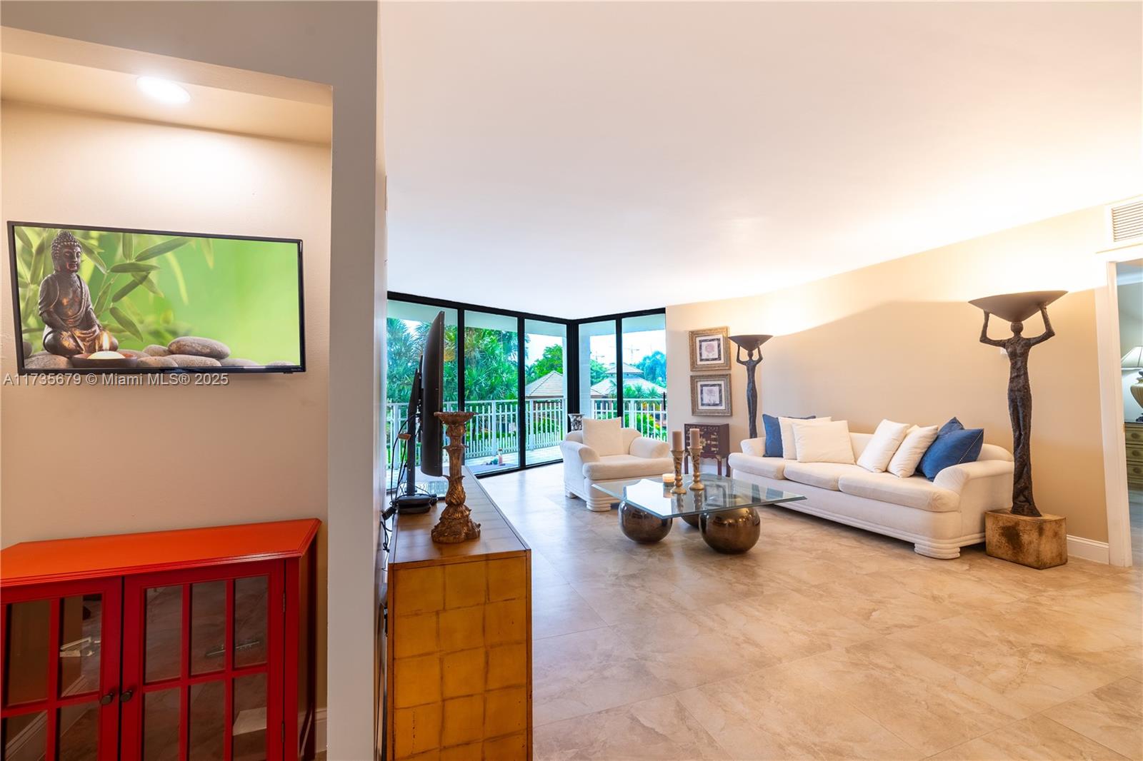 1000 Quayside Ter 403 Property Photo 12