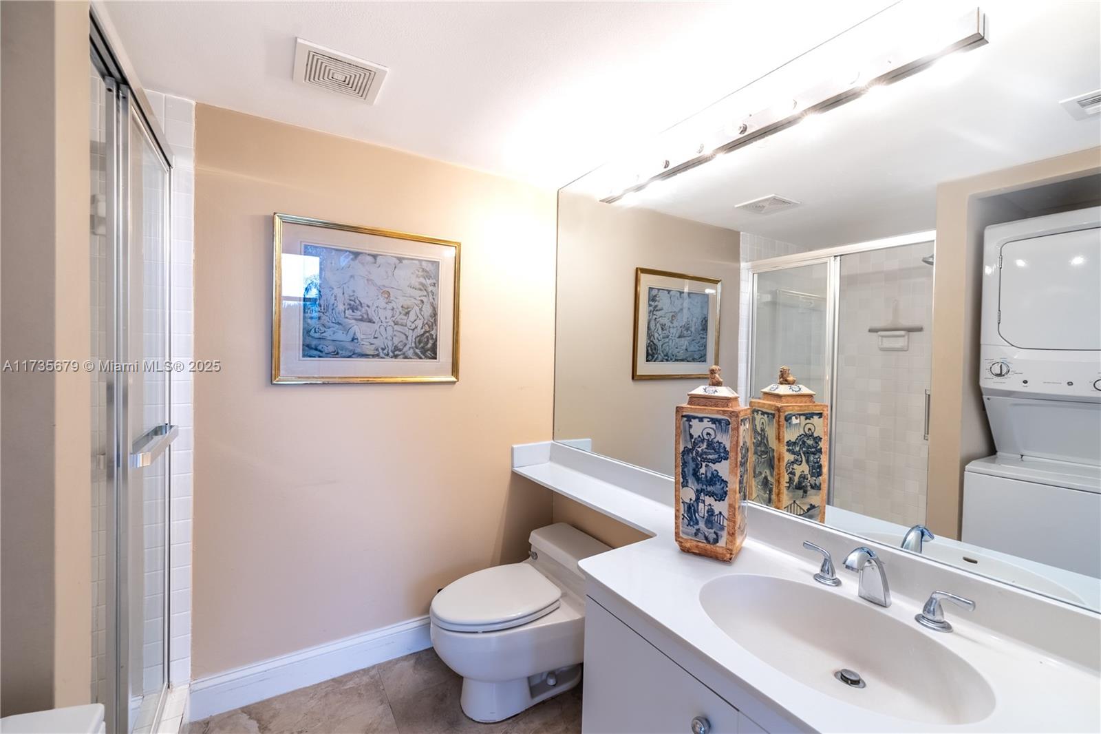 1000 Quayside Ter 403 Property Photo 16