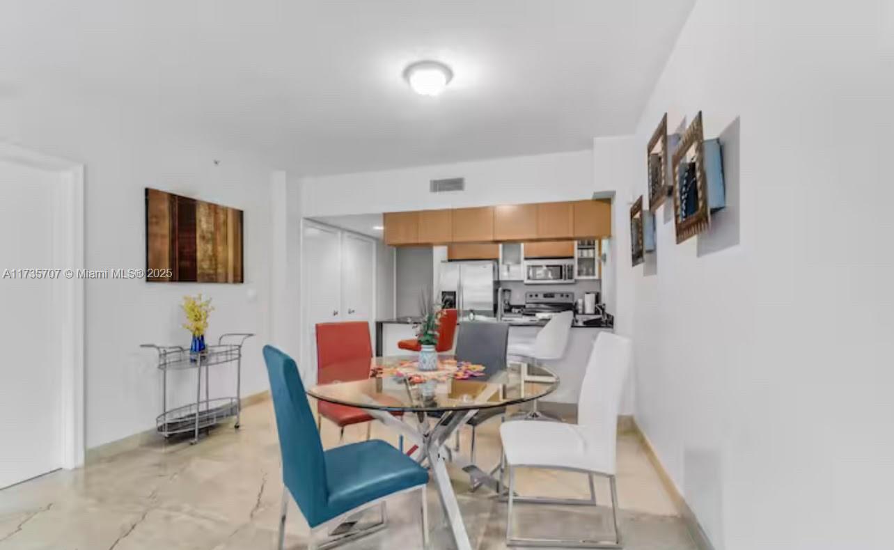 1750 N Bayshore Dr 3405 Property Photo 10