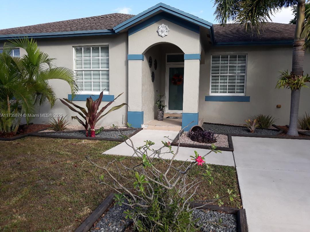 15221 Sw 308 St. Property Photo 2