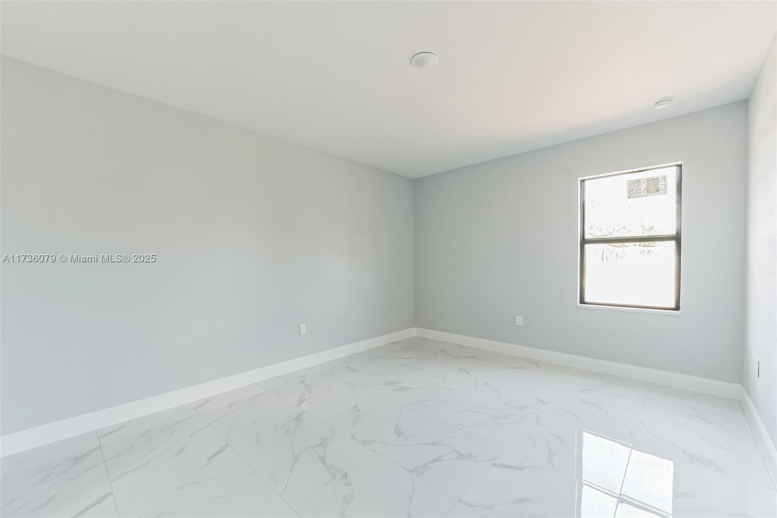 202 Hagan St S Property Photo 13