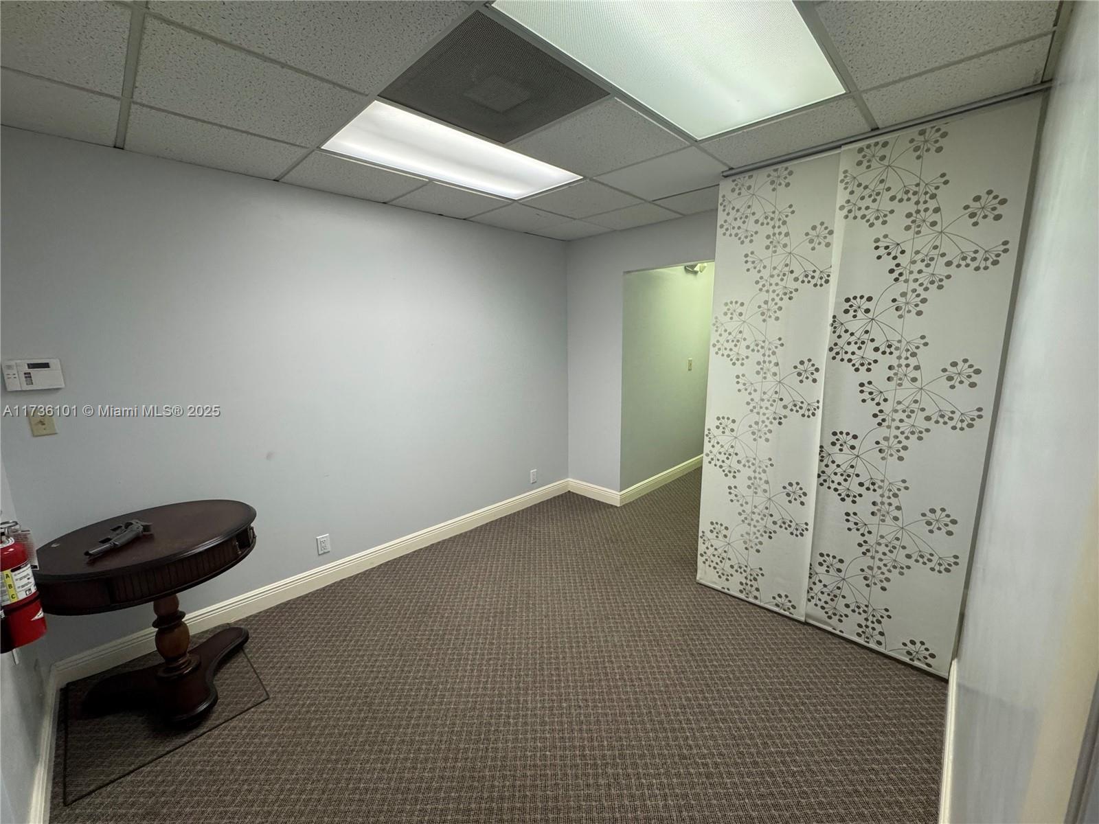 201 N University Dr 3 Property Photo 1