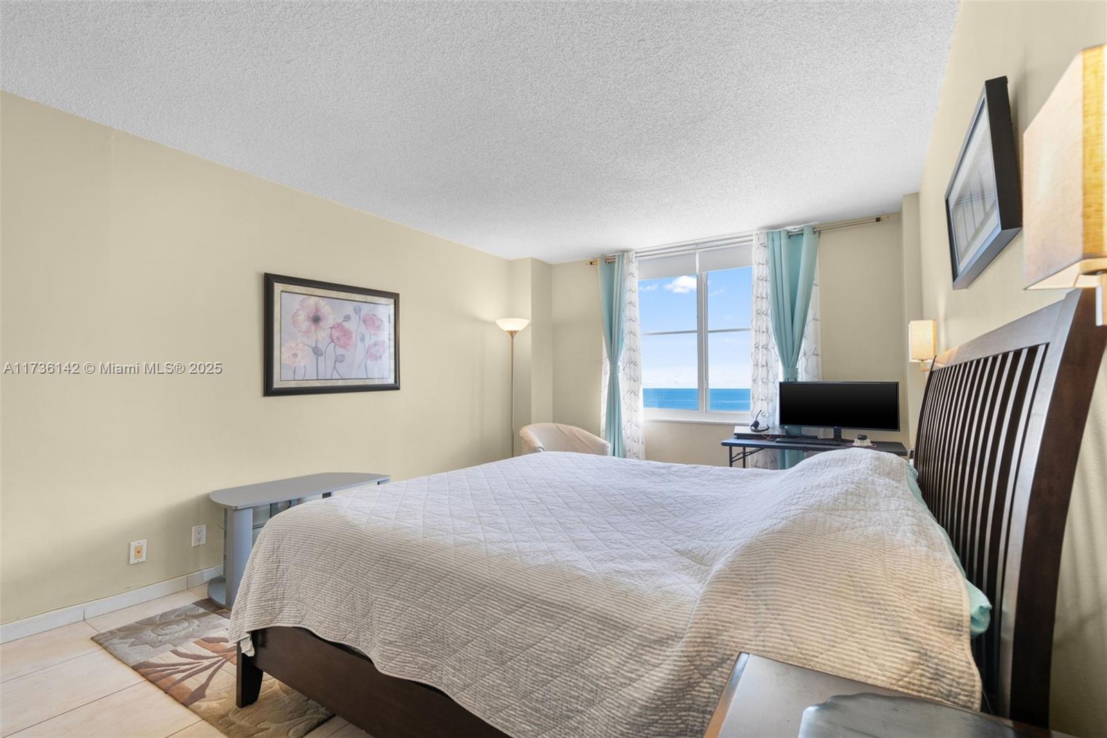 3725 S Ocean Dr 1110 Property Photo 11