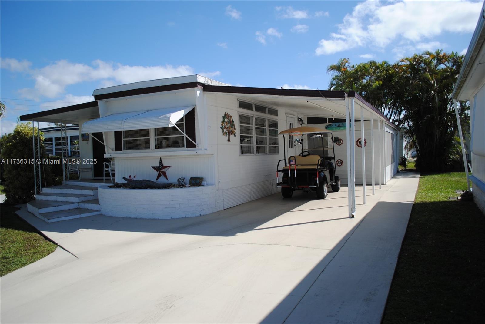 8630 Sw 21st Ct Property Photo