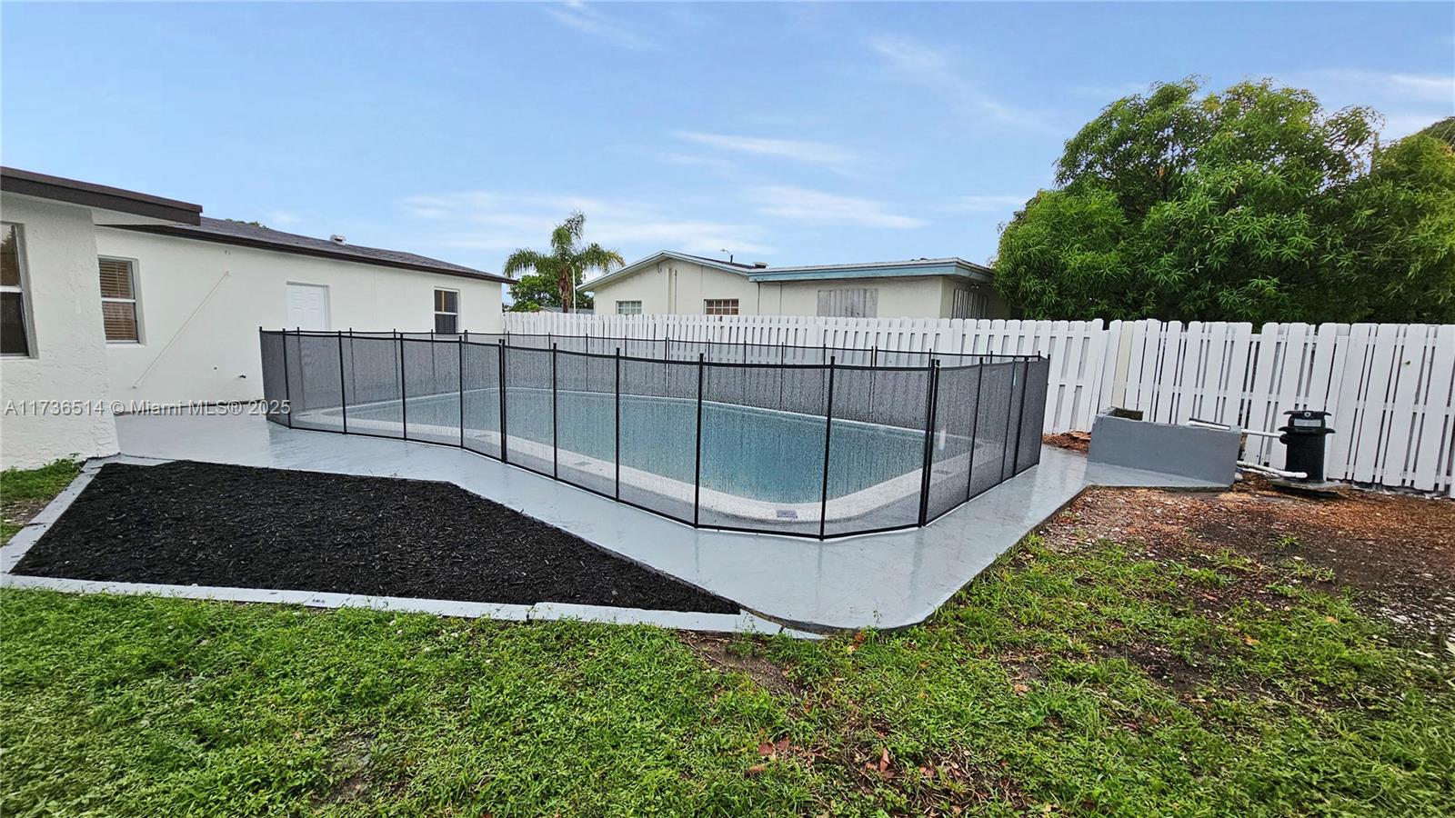 3801 Nw 6th St Property Photo 40