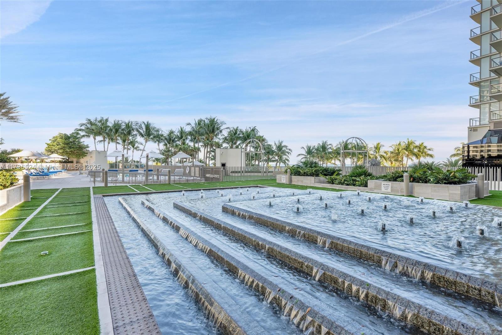 9705 Collins Ave 404n Property Photo 35