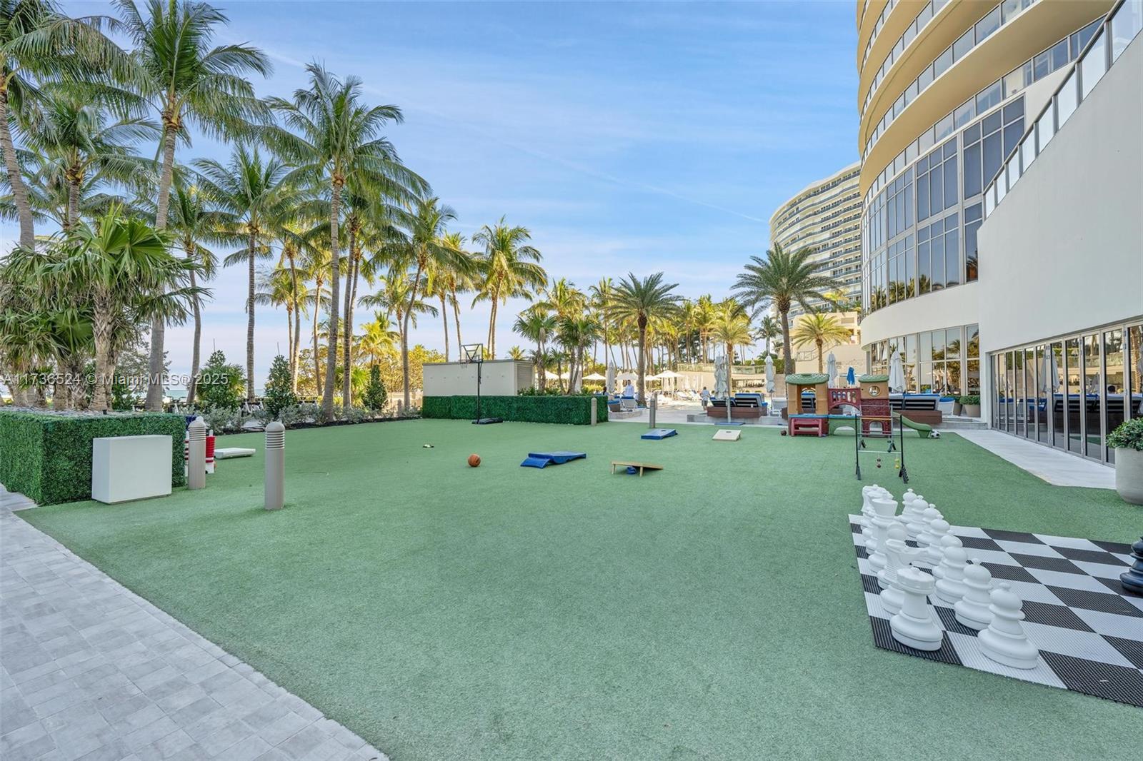 9705 Collins Ave 404n Property Photo 43