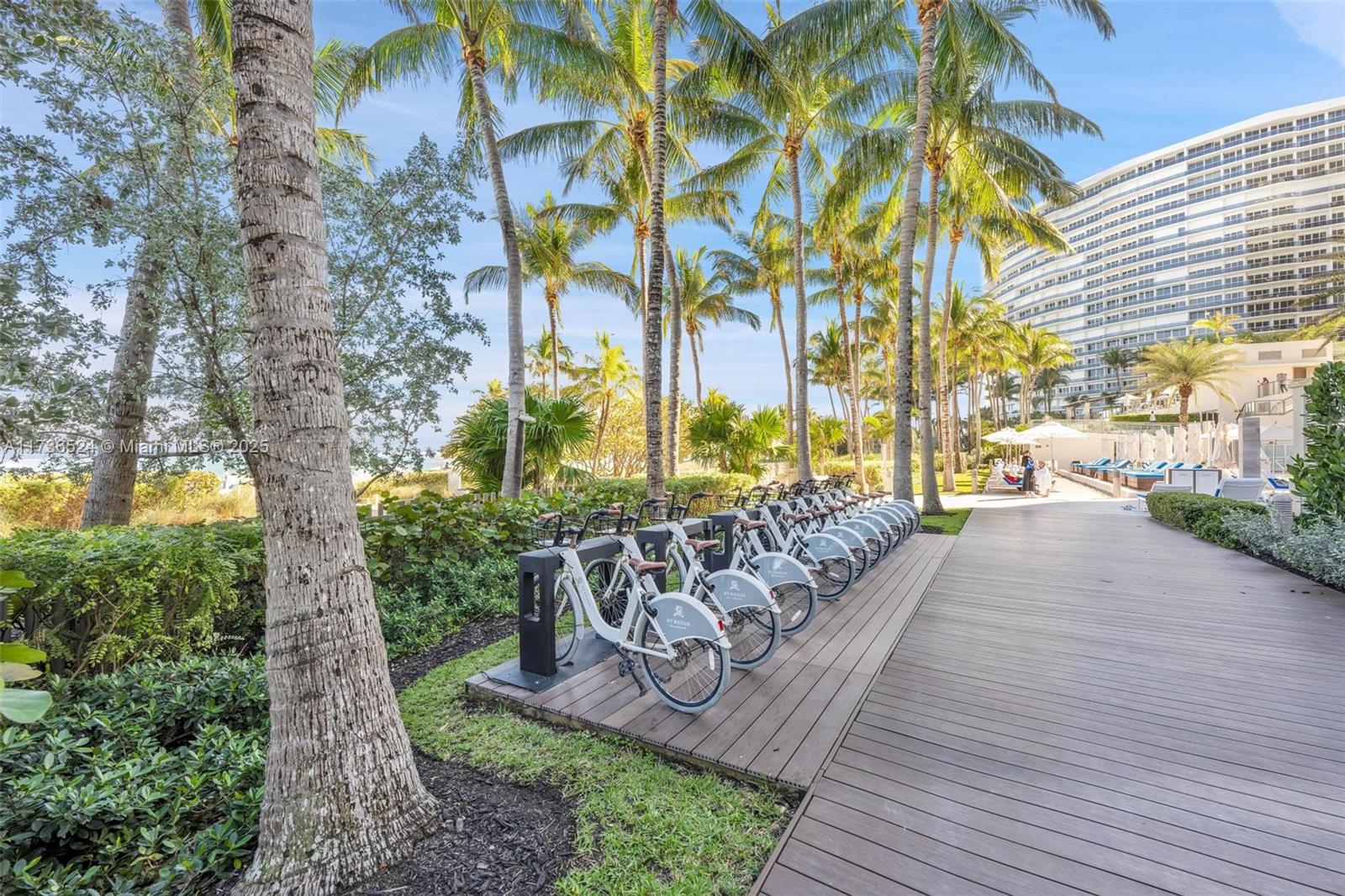 9705 Collins Ave 404n Property Photo 44