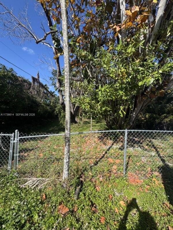2361 Sw 45th St Property Photo 7