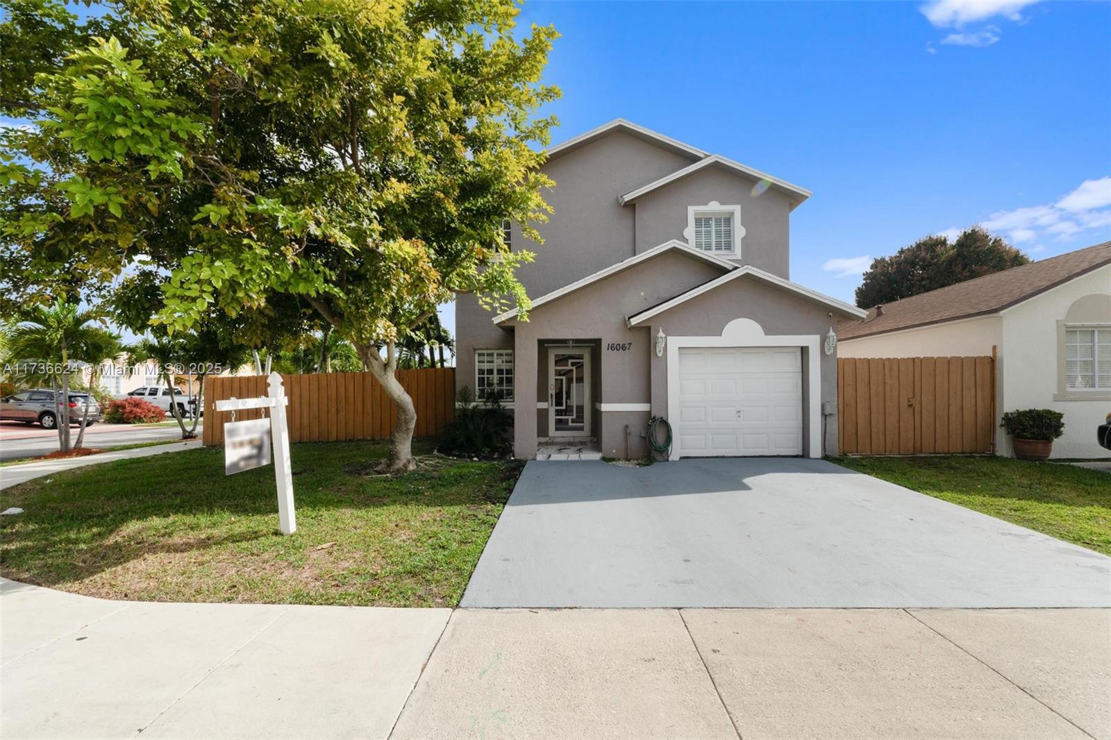 16067 Sw 138th Pl Property Photo 1