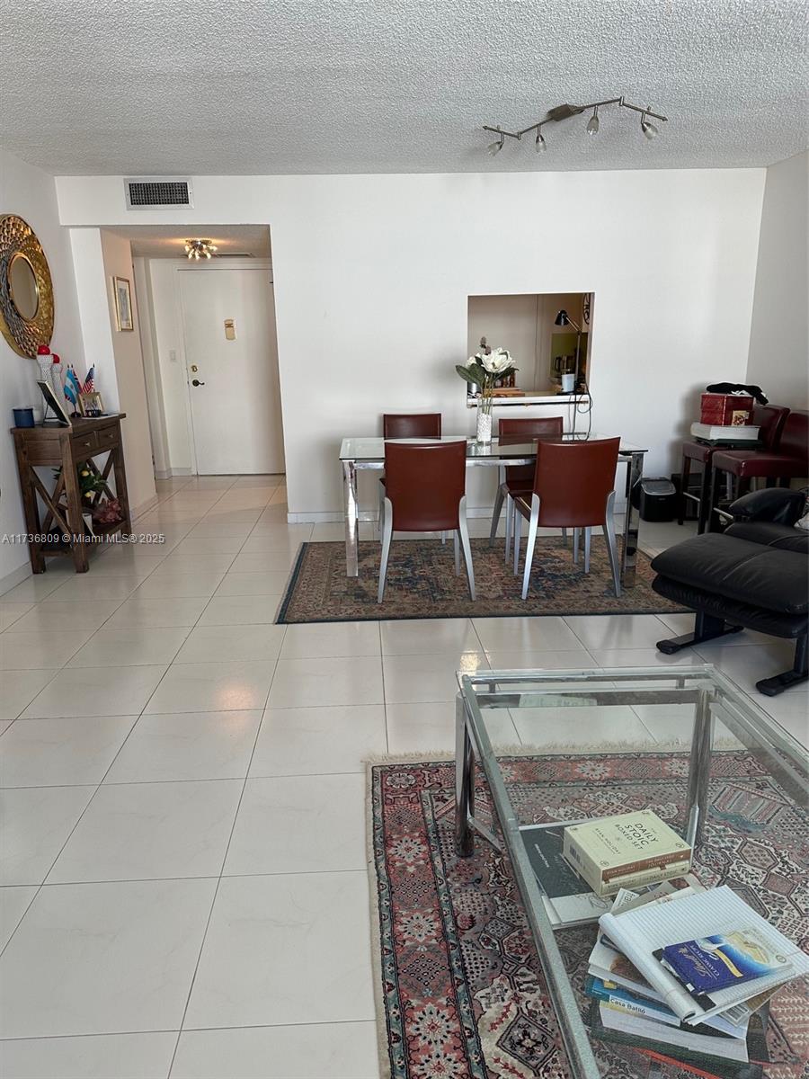 1865 S Ocean Dr 17d Property Photo 8