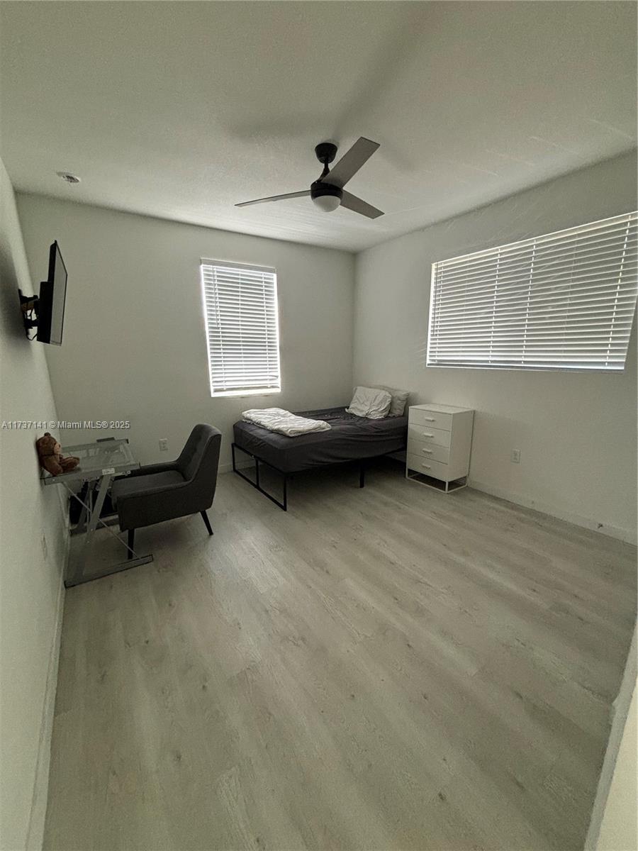 1755 Se 9th Ter Property Photo 10