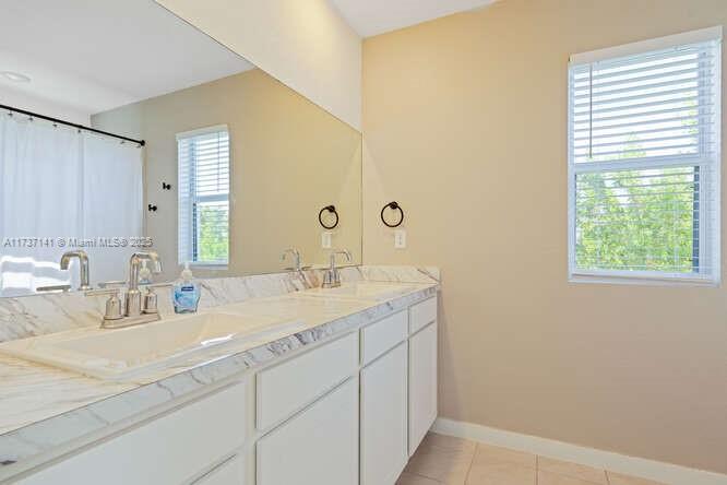 1755 Se 9th Ter Property Photo 10