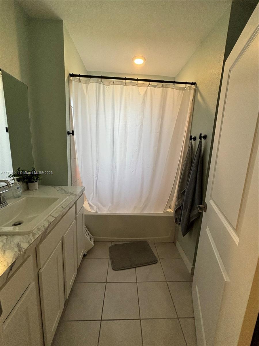 1755 Se 9th Ter Property Photo 16