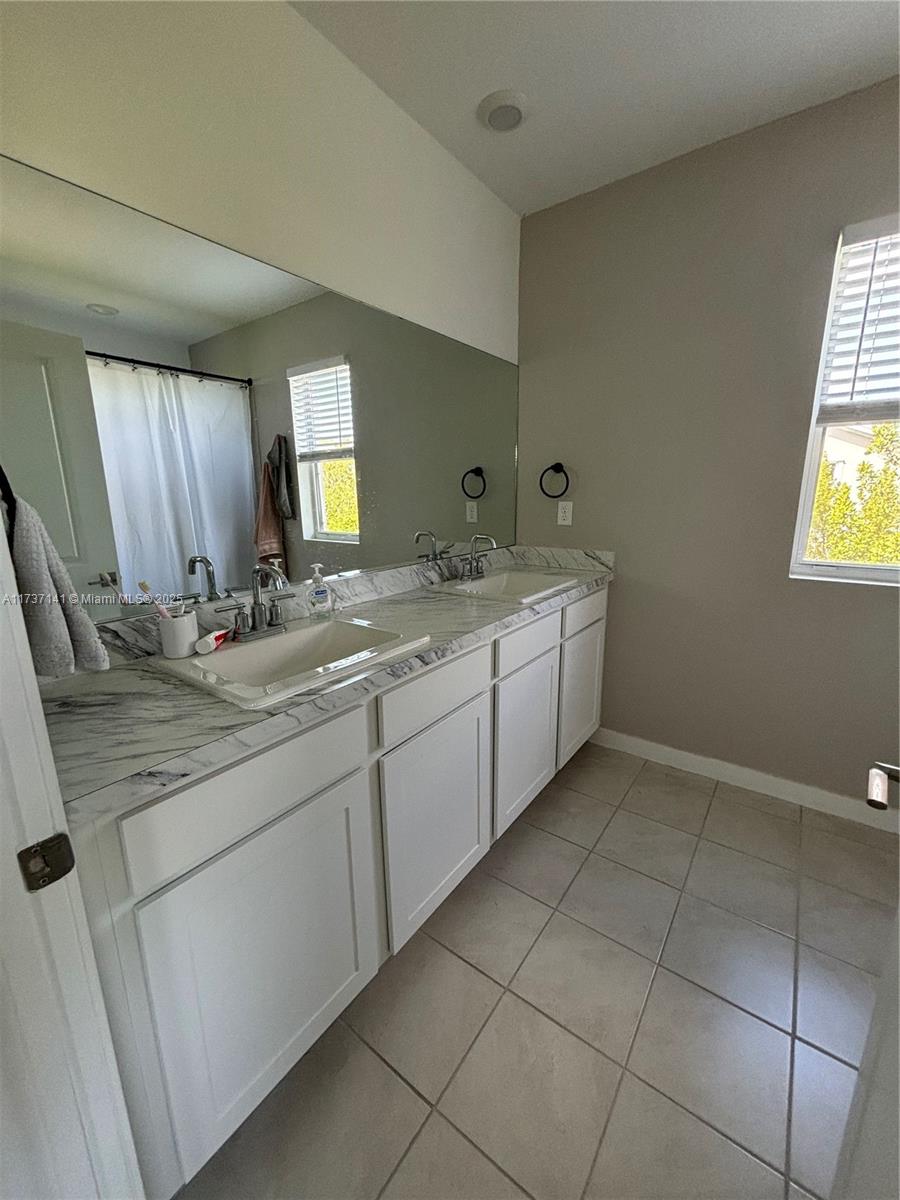 1755 Se 9th Ter Property Photo 28