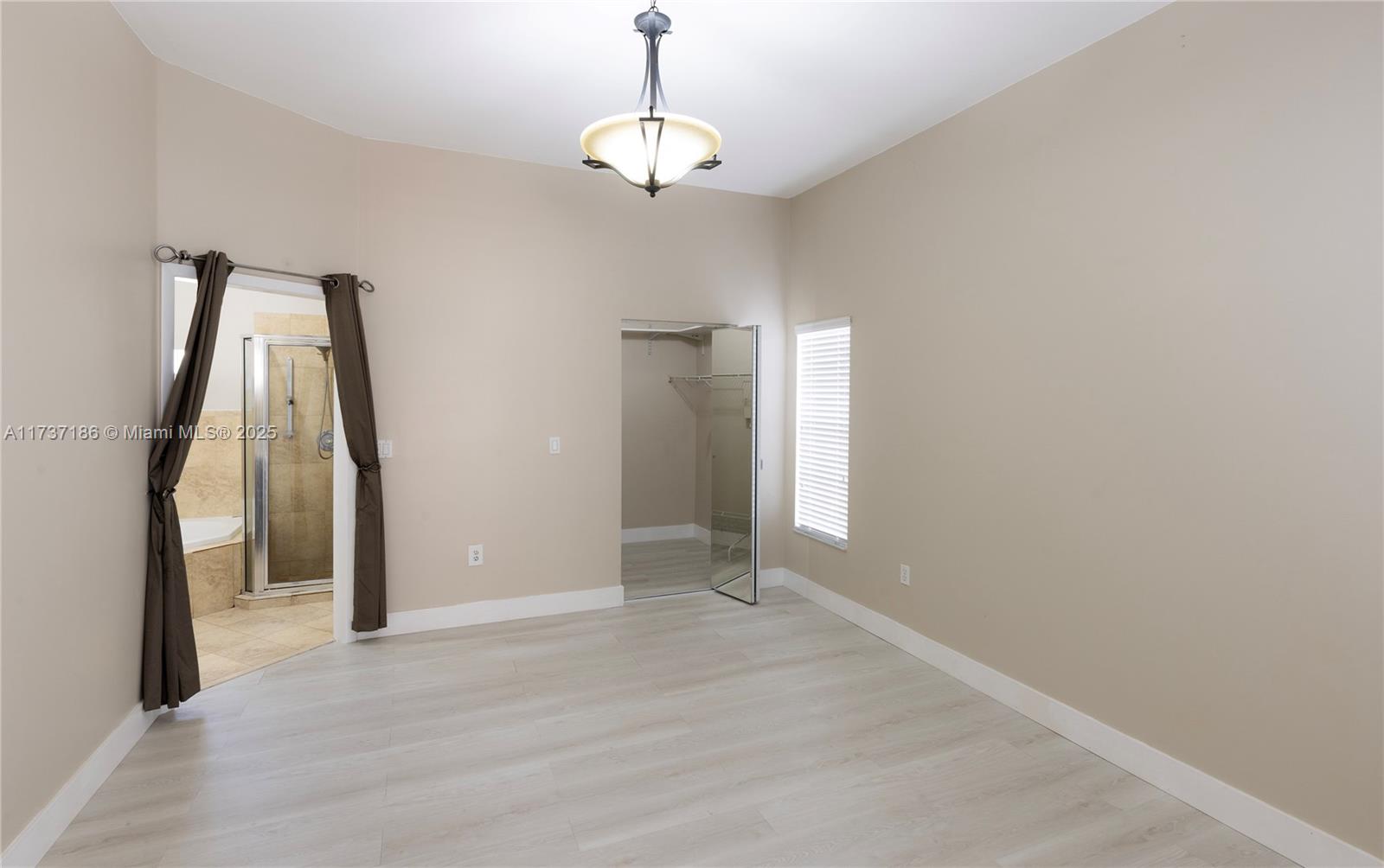 21507 Sw 90th Ct Property Photo 6