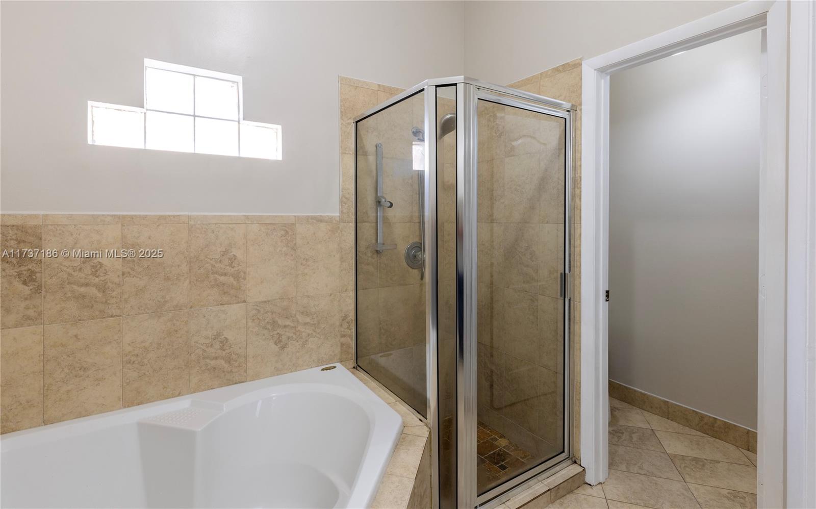 21507 Sw 90th Ct Property Photo 8