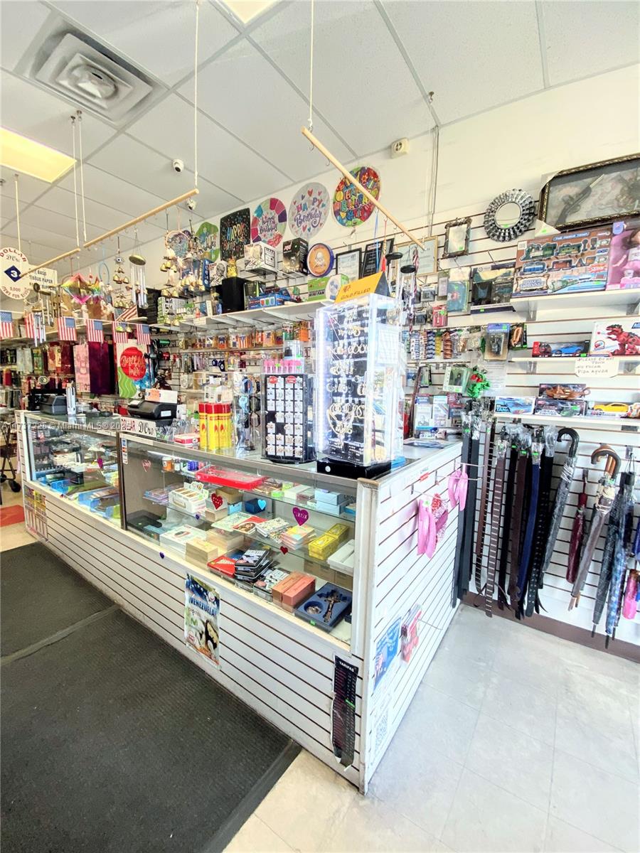A11737225 Property Photo 10