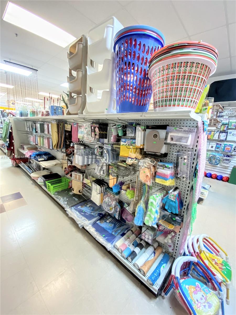 A11737225 Property Photo 31