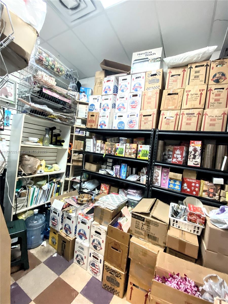 A11737225 Property Photo 38