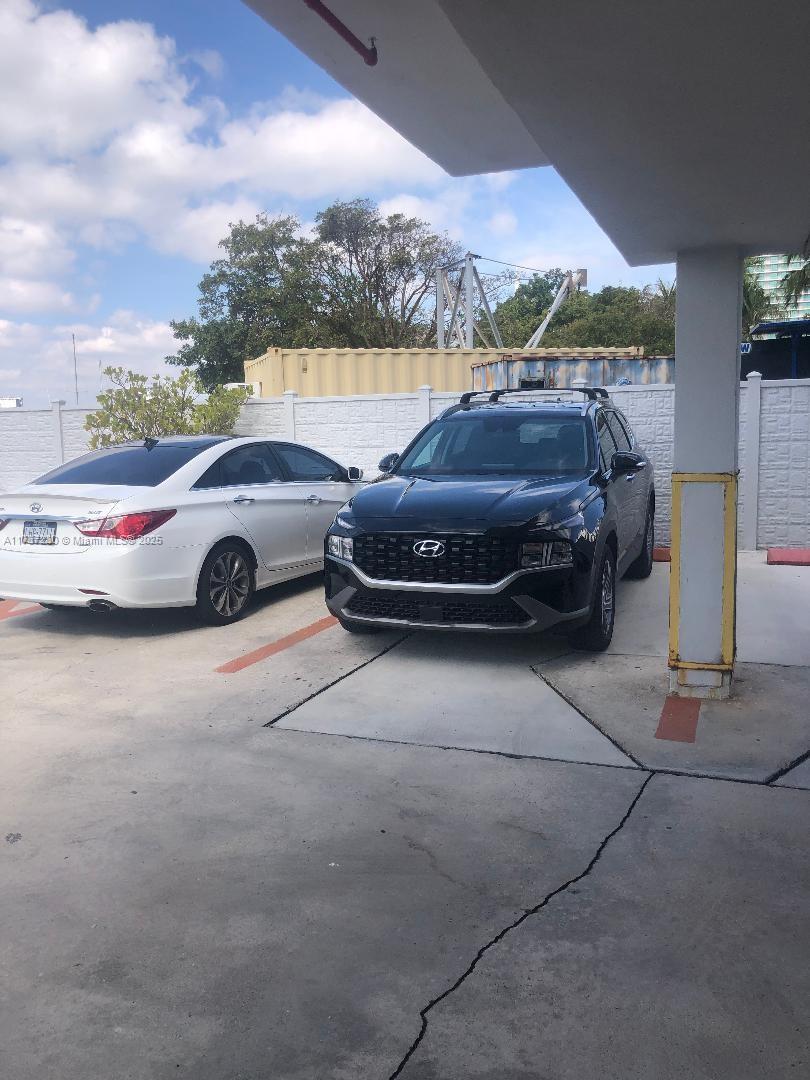 6830 Indian Creek Dr 5b Property Photo 26