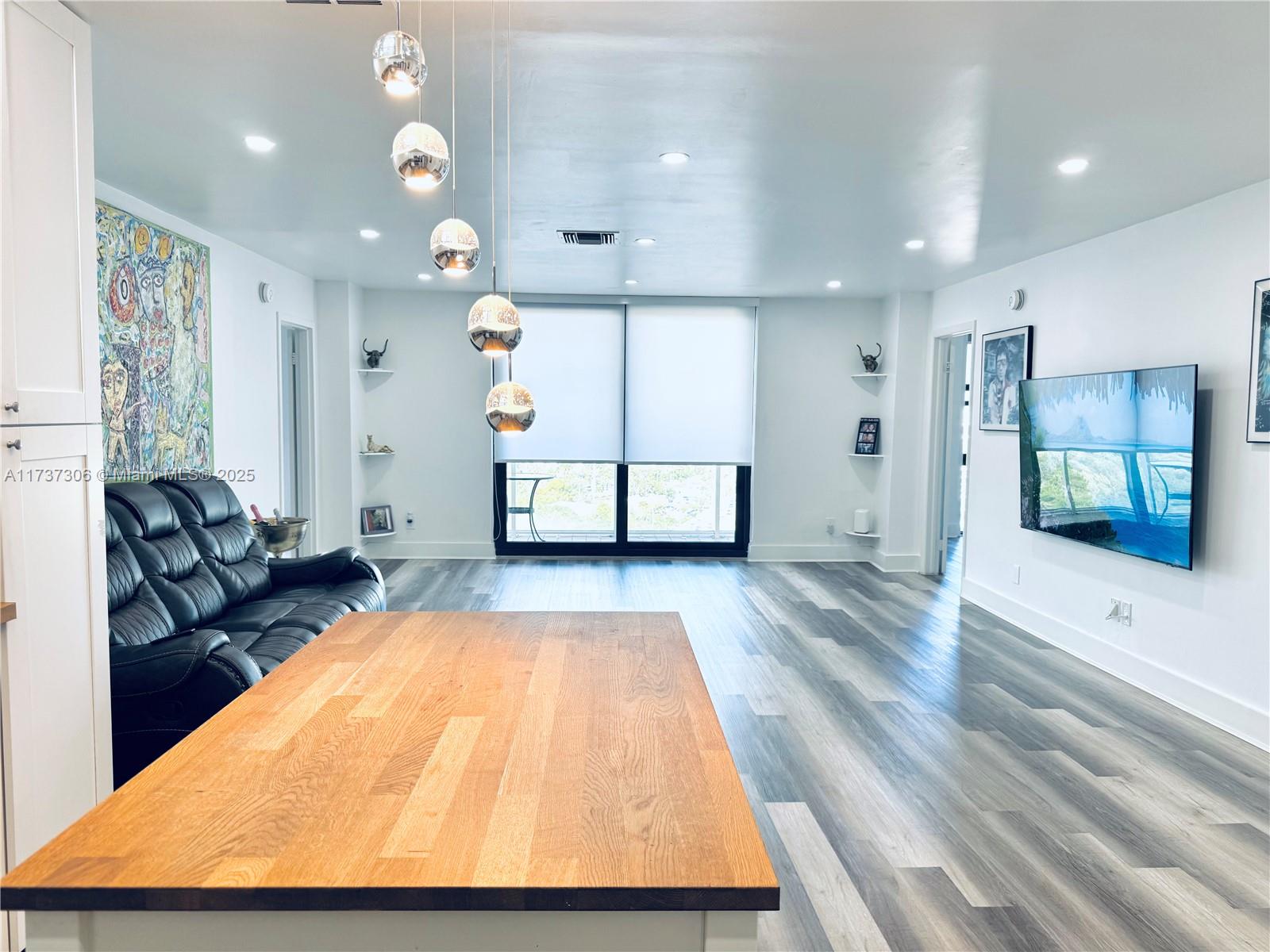 13499 Biscayne Blvd Ph1705 Property Photo 3