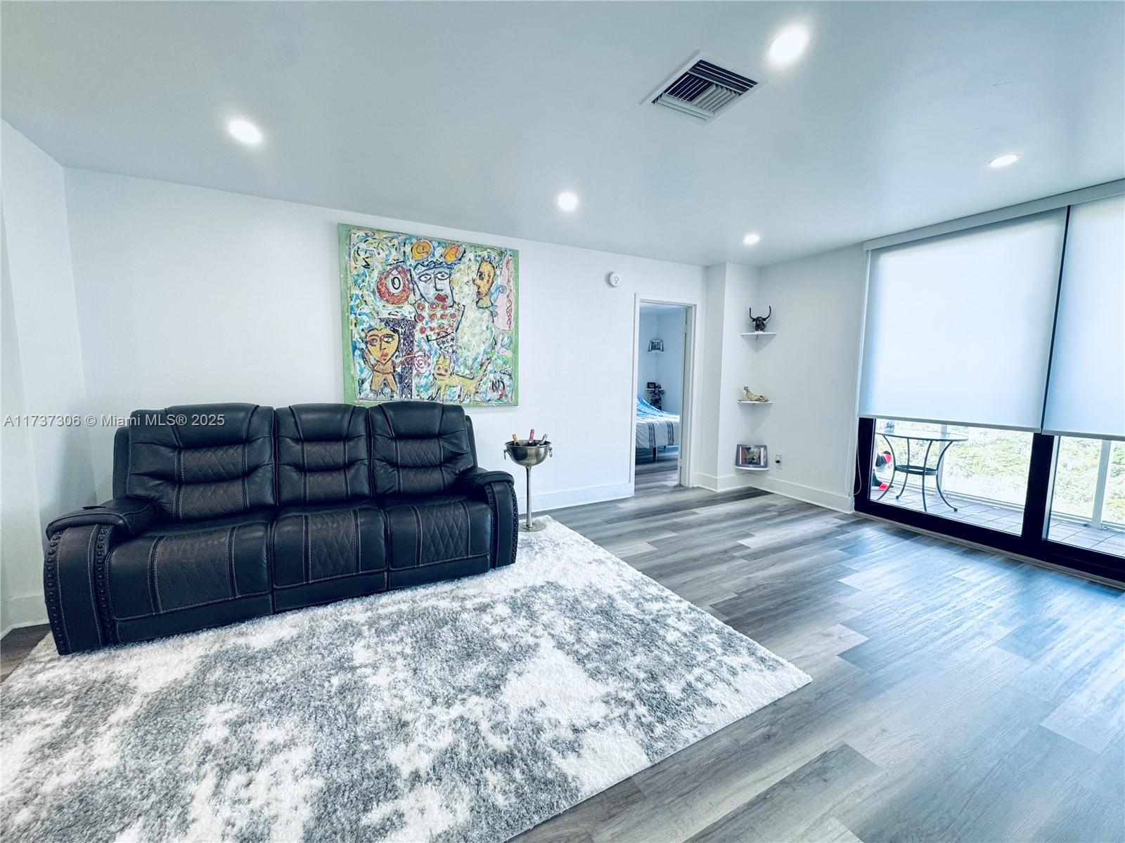 13499 Biscayne Blvd Ph1705 Property Photo 6