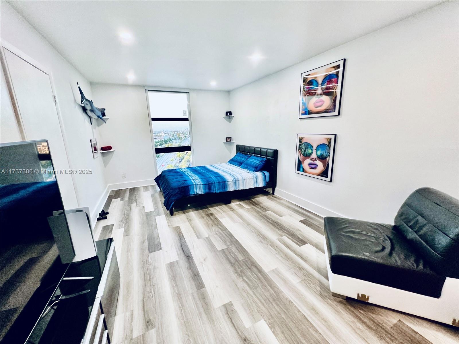 13499 Biscayne Blvd Ph1705 Property Photo 25