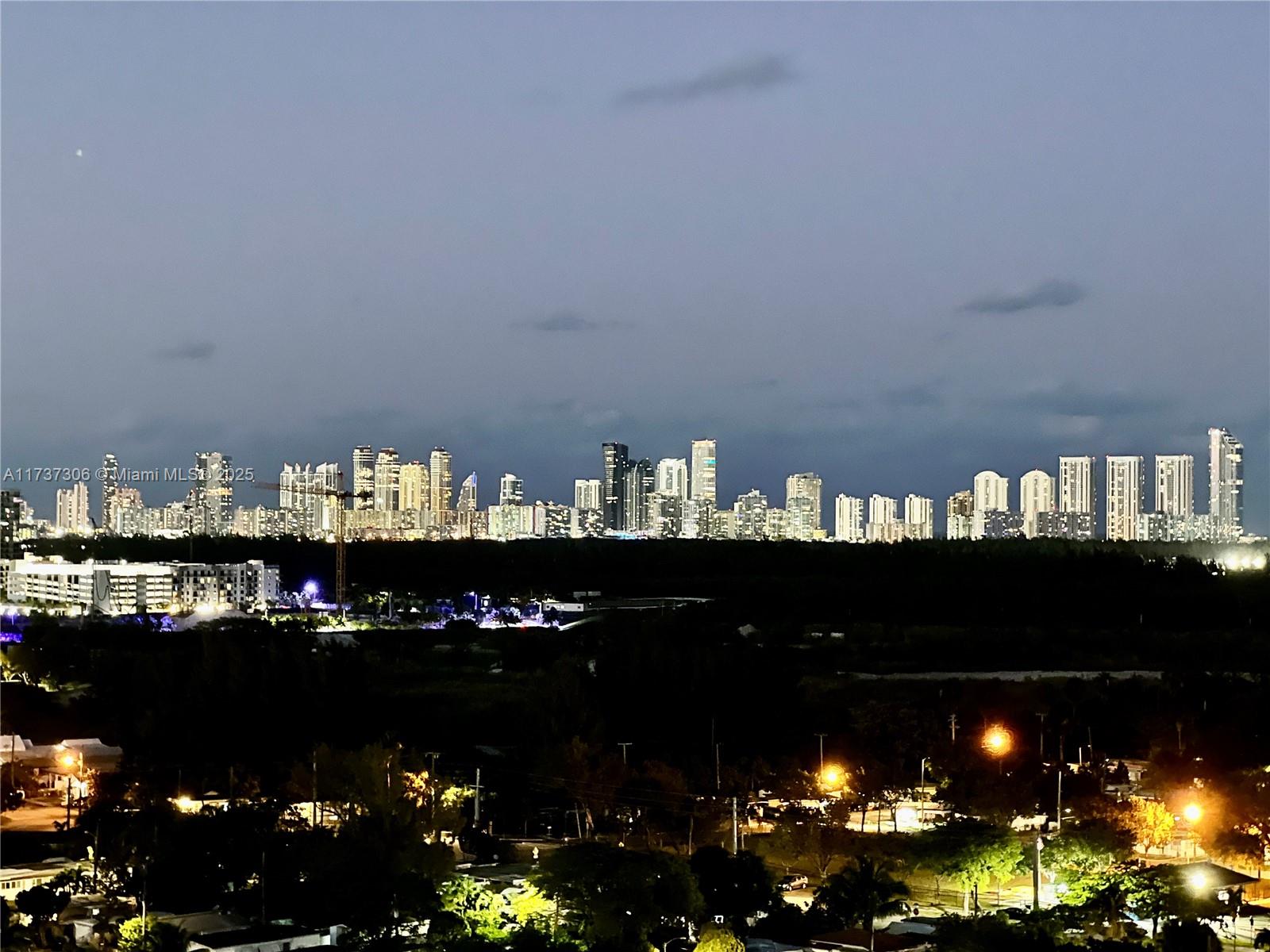 13499 Biscayne Blvd Ph1705 Property Photo 36